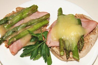 Asparagus Muffin Bites