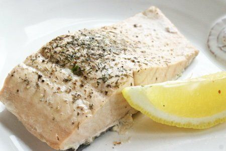 Come cucinare il salmone da surgelato senza scongelarlo nel forno