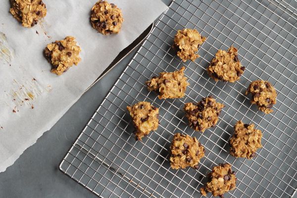 Banana Oatmeal Peanut Butter Chocolate Chip Cookies