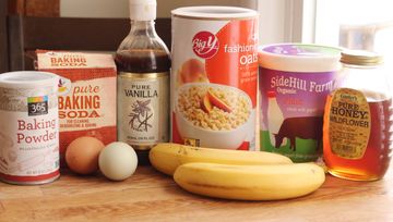 blenderbananaoatmealingredients.360