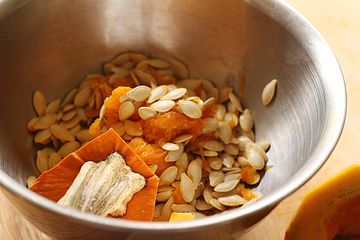 Roasted Pumpkin Seeds: Keep the Good Stuff