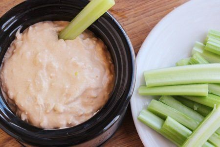 Healthy Buffalo Chicken Dip