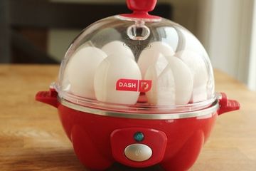 Dash Deluxe 12-Egg Cooker (Red) - Yahoo Shopping