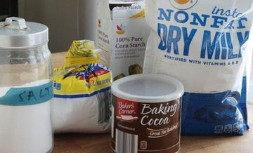 Homemade Instant Hot Chocolate Mix