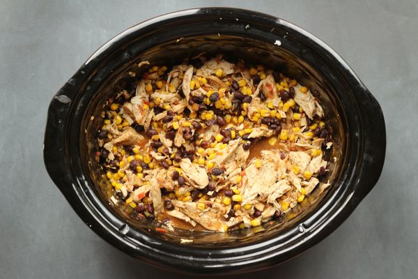 Easy Slow Cooker Chicken Tacos