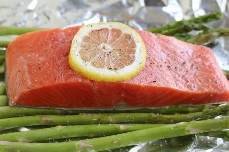 Baked salmon and asparagus recipe