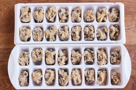 Ice Cube Tray to Freeze Cookie Dough