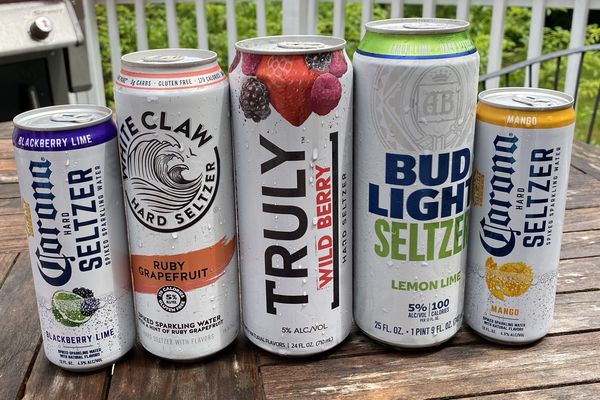 Hard Seltzer Reviews: A Low Calorie Alcoholic Beverage