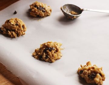 Banana Oatmeal Peanut Butter Chocolate Chip Cookie... 3 pbbananacookieparchment.360