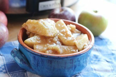 Homemade and easy apple pie filling