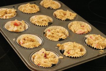 strawberryoatmealmuffinbatter.360