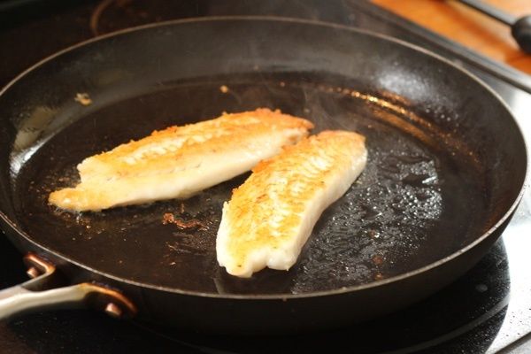 The Reason You Shouldn't Make Tilapia In A Cast Iron Skillet