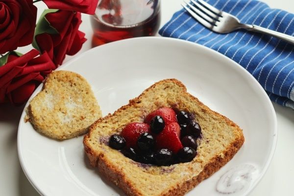 Healthy Valentine’s Day Breakfast