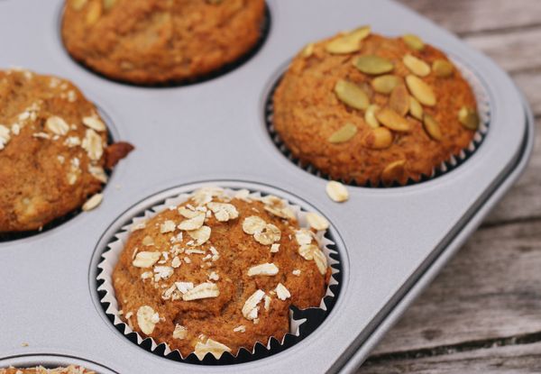 Complete Grain Banana Muffins: One Bowl!